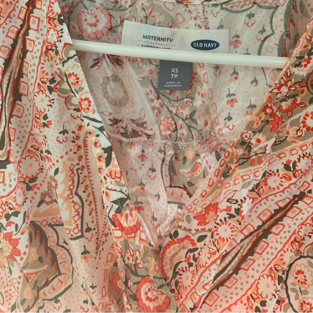 Maternity maxi dress, old navy size xs